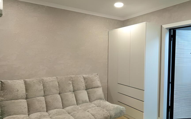 Monokhrom Apartments
