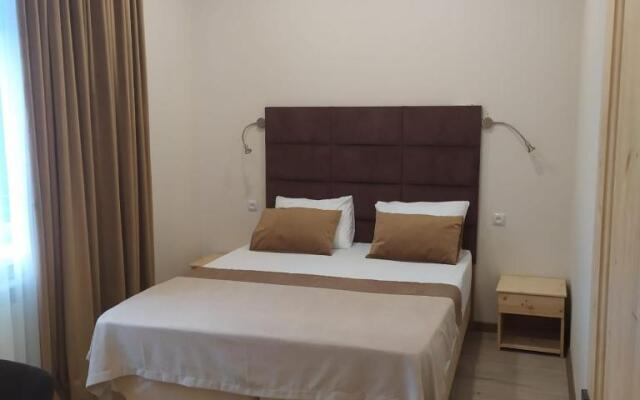 Elber Boutique Hotel