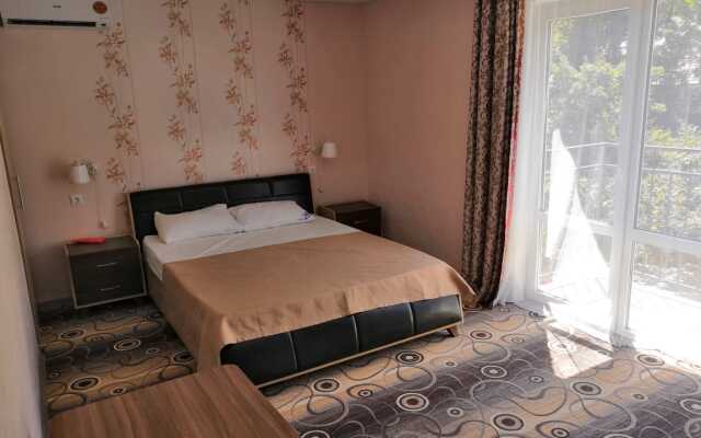 Yablochko Guest House