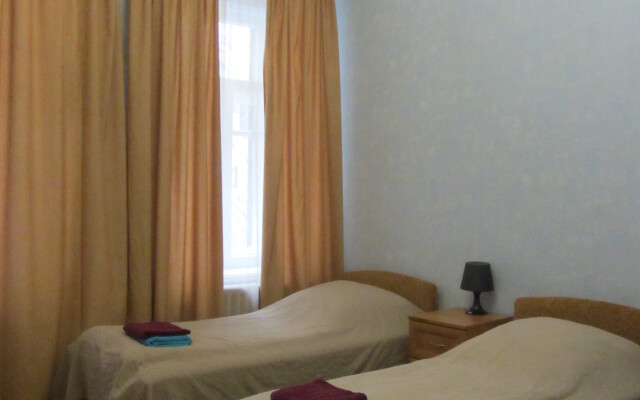 Old Flat Gostevoy Dom Na Vosstaniya