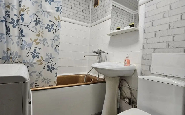 L.v.hotels Na Frunze 4 Flat