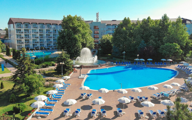 Hotel Lok Vityaz