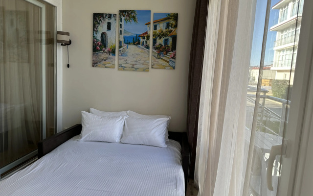 Апартаменты на Бульваре Надежд 4/2