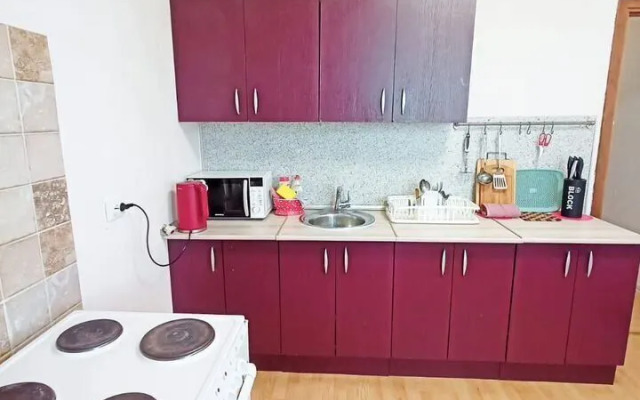 Dvukhkomnatnaya S Dvumya Balkonami Flat