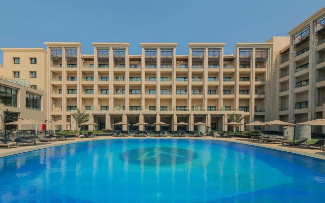 Triumph Luxury Hotel - Image 5