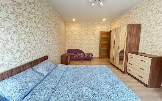 Royal Aurora Yevrodvushka Na Makhalina Apartments