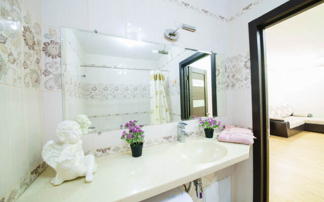 Апартаменты на Пугачева 49а