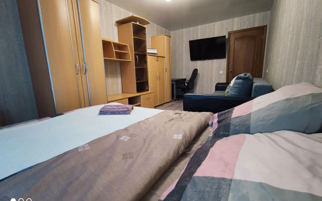 Квартира Аллея Труда 16 с Балконом