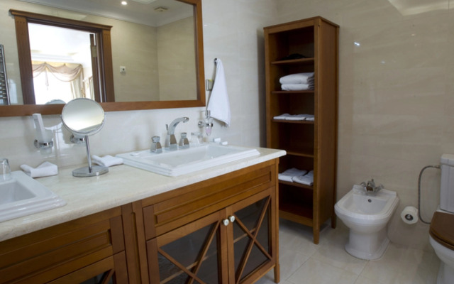 Sochi-Breeze Hotel