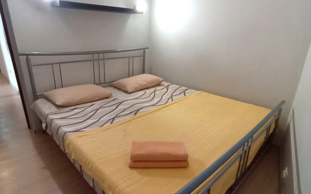 Na 6 Etazhe Na Ulitse Ordzhonikidze Apartments
