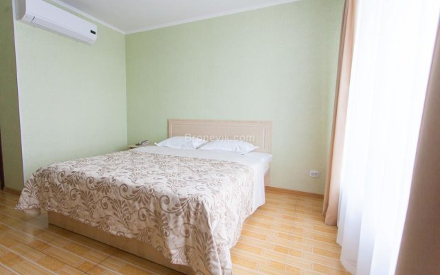 Pyat' Zvezd Na Voronezhskoj 19 Hotel