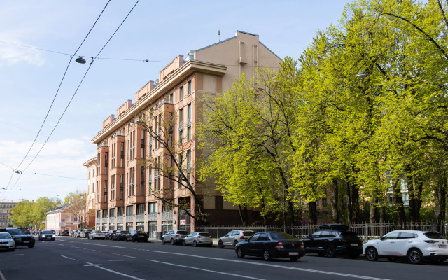 Апартаменты Whisper of the city