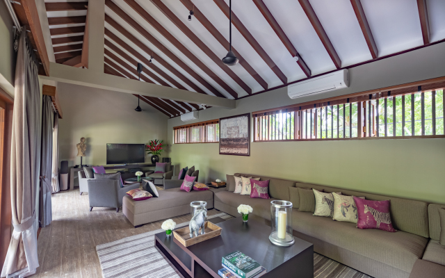 Taru Villas The Long House Taru Villas