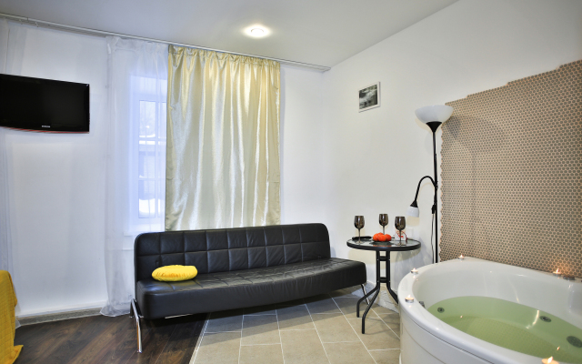 Seven Cabins Hostel