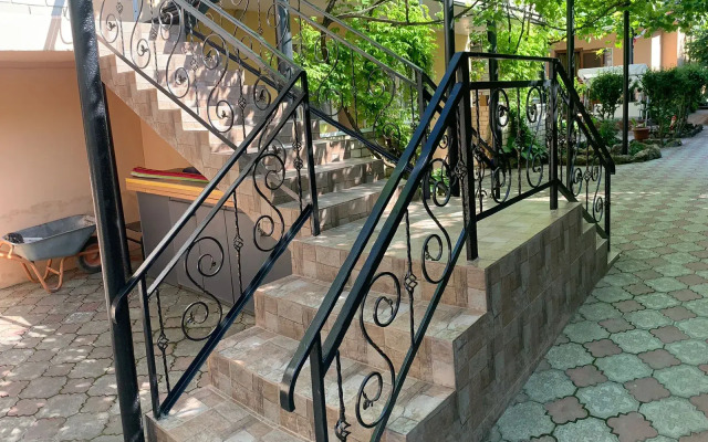 Гостевой Дом Черноморский Дворик