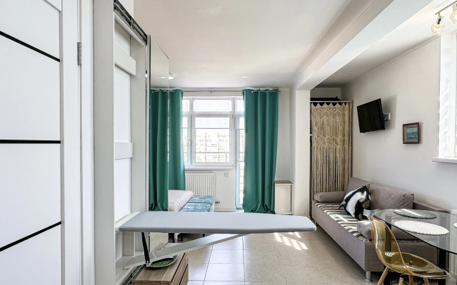 Monako 24 Zhk Kolorit 156 Apartment