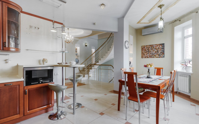 Вилла Дом 520кв на 8-х сотках