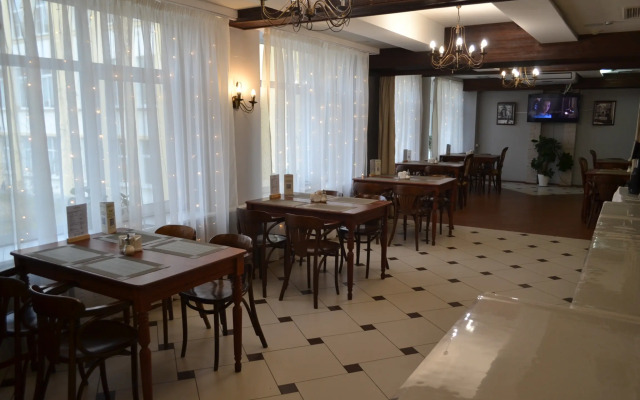 Emerald Hotel