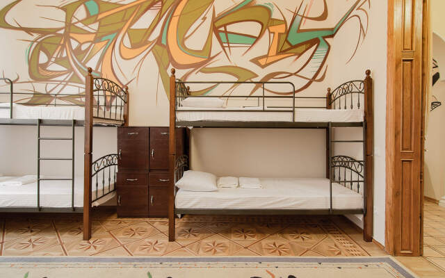 Mama Hostel