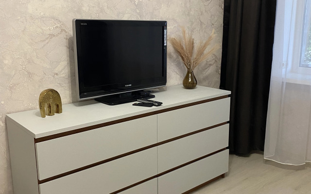 Uyutnaya 2 Komnatnaya na Ulitse Litke Flat