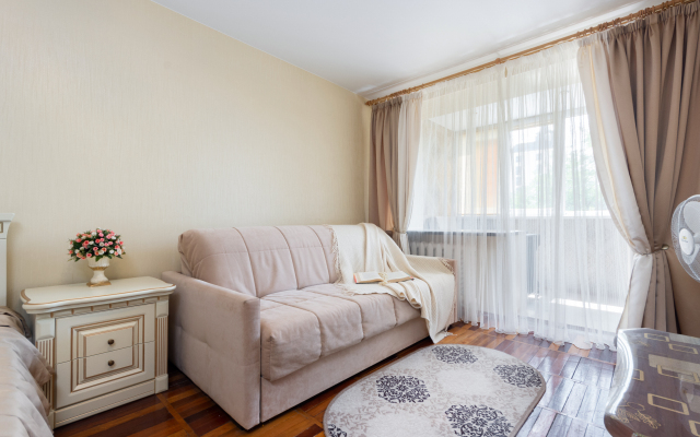 V Tsentre Kislovodska Flat