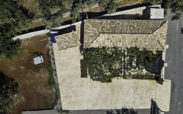 Olive Grove by the Sea Kardamyli Private house