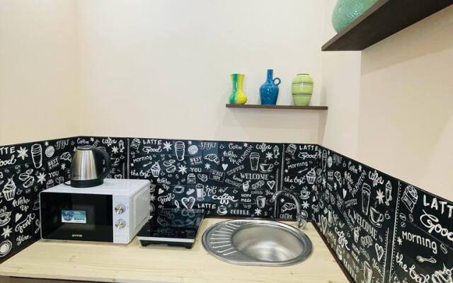 Odnokomnatnaya Kvartira V Tsentre Na Nikitinskaya 108 Apartments