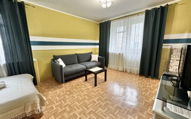 U DK Metallurgov. Barbaris One-room Apartments
