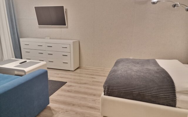 Апартаменты Центр,Черняховского 16, Колибри#16.