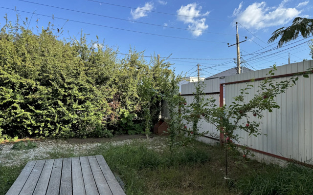 555 Dvukhetazhny S Terrasoy I Mangalom Private House