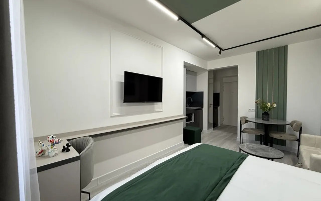 Stylish studio next to Malibu pk Apartments