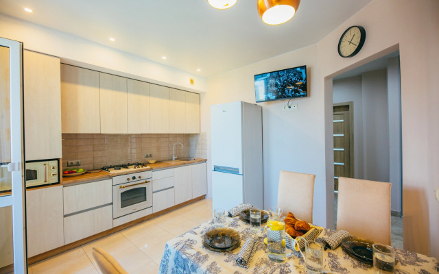 More&More V Tsentre Goroda Flat