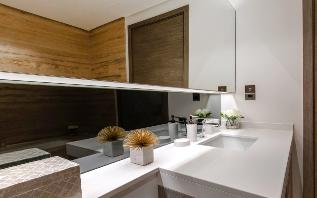 Potryasayuschie 2Br Apartamenty in Business Bay Apartments