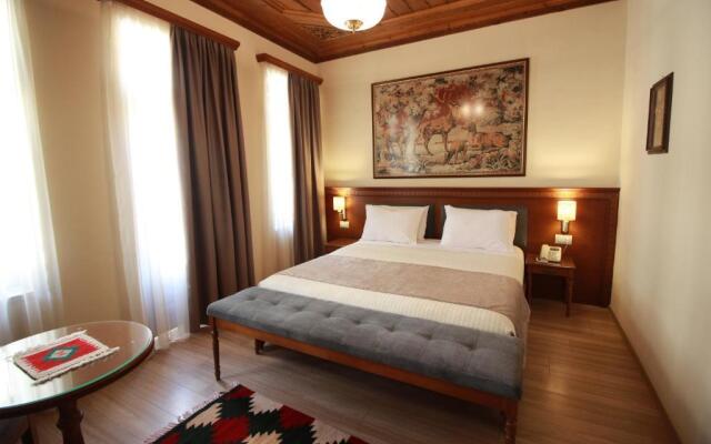 Argjiro Hotel