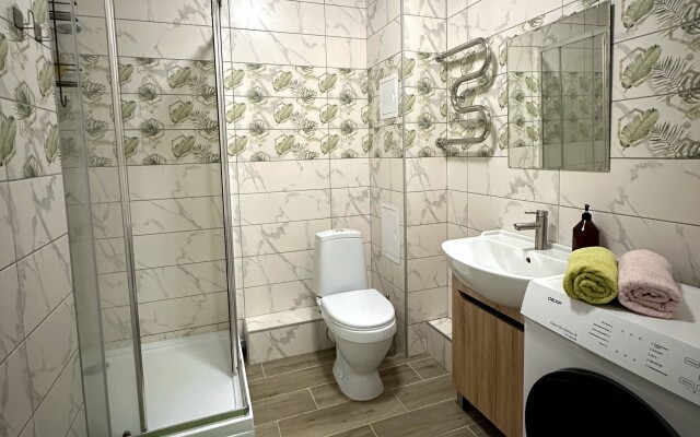 Kvartira na ulice Oktyabryskoy 3 Apartments