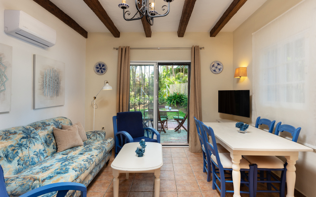 Апарт-отель SUITES CORTIJO FONTANILLA