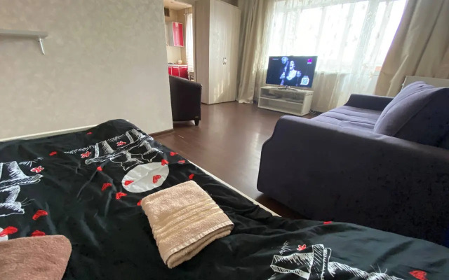 Uyutnaya Kvartira V Zarechenskom Rayone 3 Spalnykh Mesta Flat