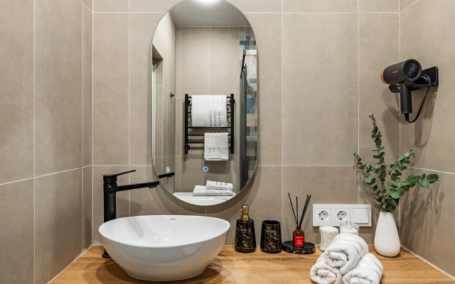 Studiya vozle metro Flat