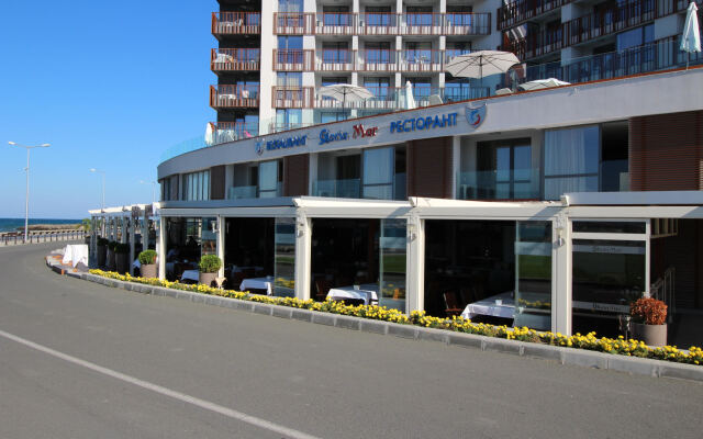 Paradiso Studio Apartments