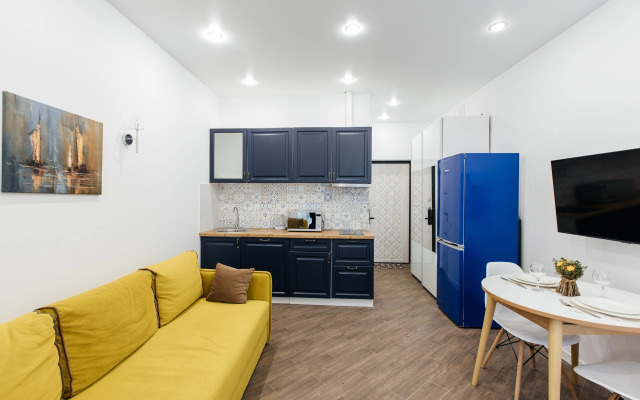 Red Apartments Art Layt Yung Apartments
