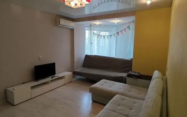 Квартира 2х Комнатная В Цeнтpaльнoй Чаcти Городa