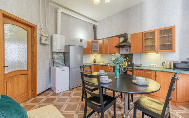 Sovremennye u Kazanskogo sobora Apartments