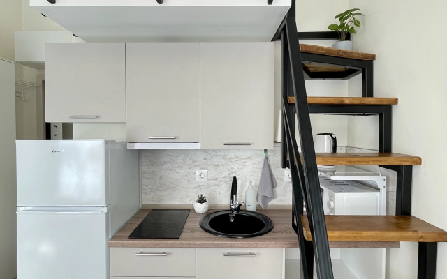 Квартира 2 Ночи на улице Жуковского 28 (2)