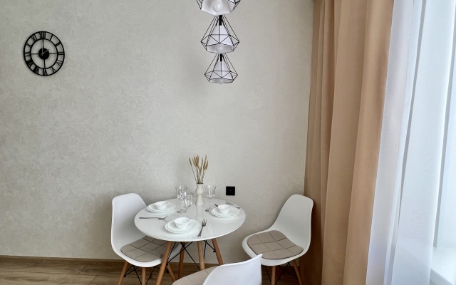 S sovremennym remontom Flat