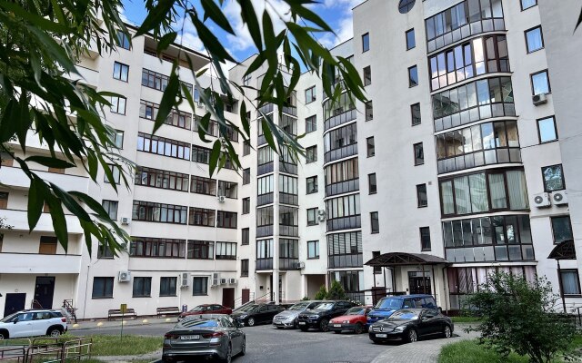 BLACK from CityRent Apartments