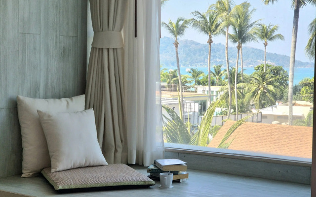 Отель The Bloc Hotel Phuket