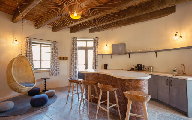 Курортный отель LOU CALEN