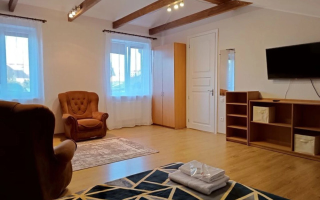 Kamerata Private House