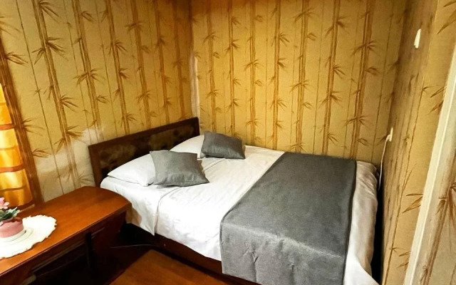 Komnata Romantika V Lazarevskom Flat