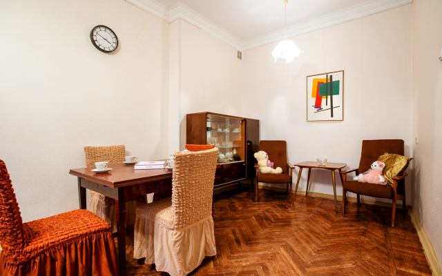 2 Rooms Apartments Smolenskaya-Sennaya Ploshad'